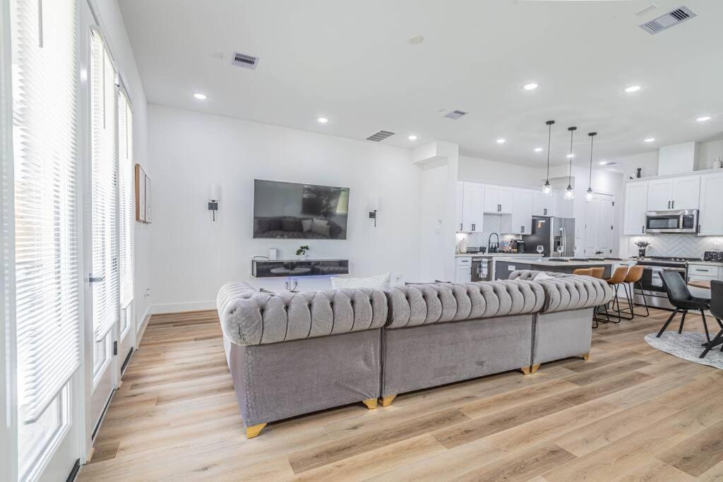 Luxury Home Near Houston Downtown & Medical Center Экстерьер фото